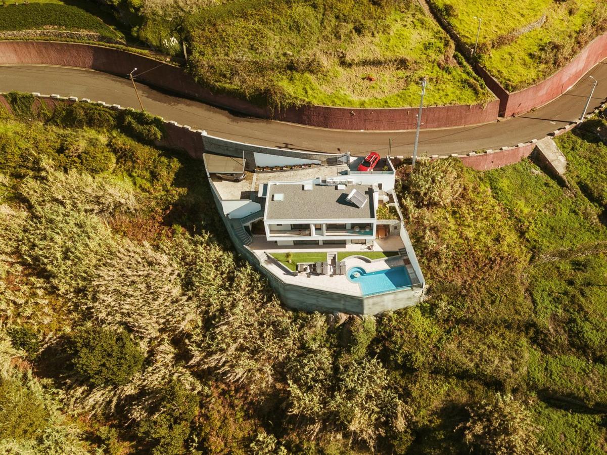 The Cliffhouse By Lovelystay Fajã da Ovelha Exteriér fotografie
